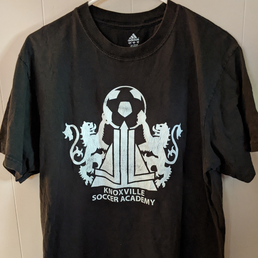 ADIDAS Knoxville SOCCER Academy Graphic Print Adult T-Shirt Tee Large Black